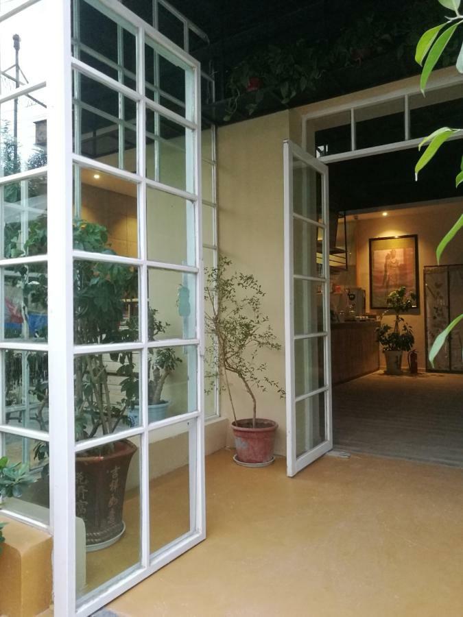 Right Here Hotel Dunhuang Zewnętrze zdjęcie