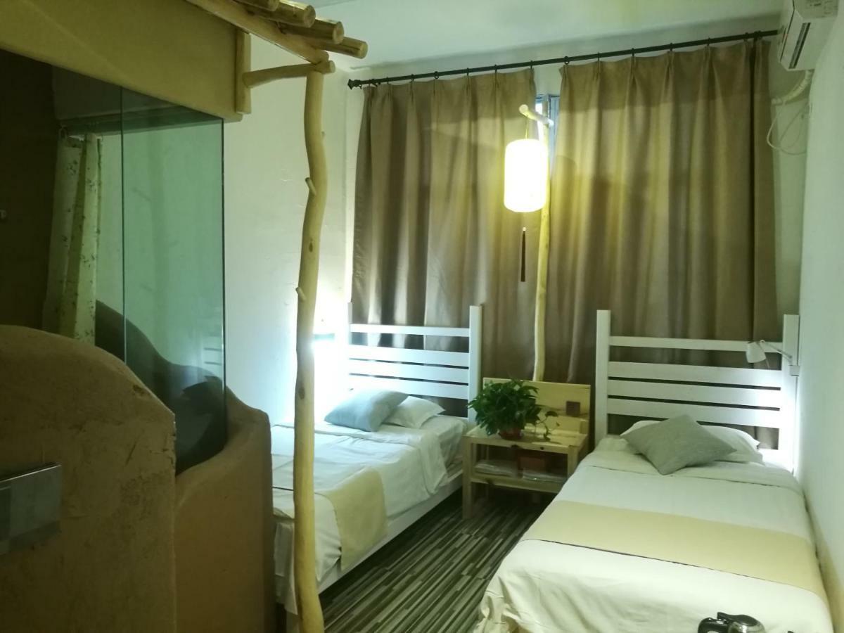Right Here Hotel Dunhuang Zewnętrze zdjęcie